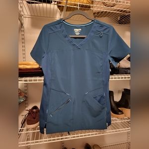 Scrub top